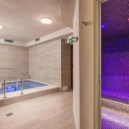 Awesome In With Sauna Hébergement de vacances