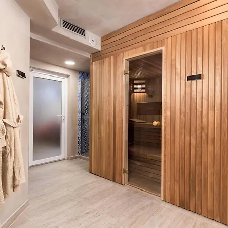 Сasa de vacaciones Awesome In With Sauna *